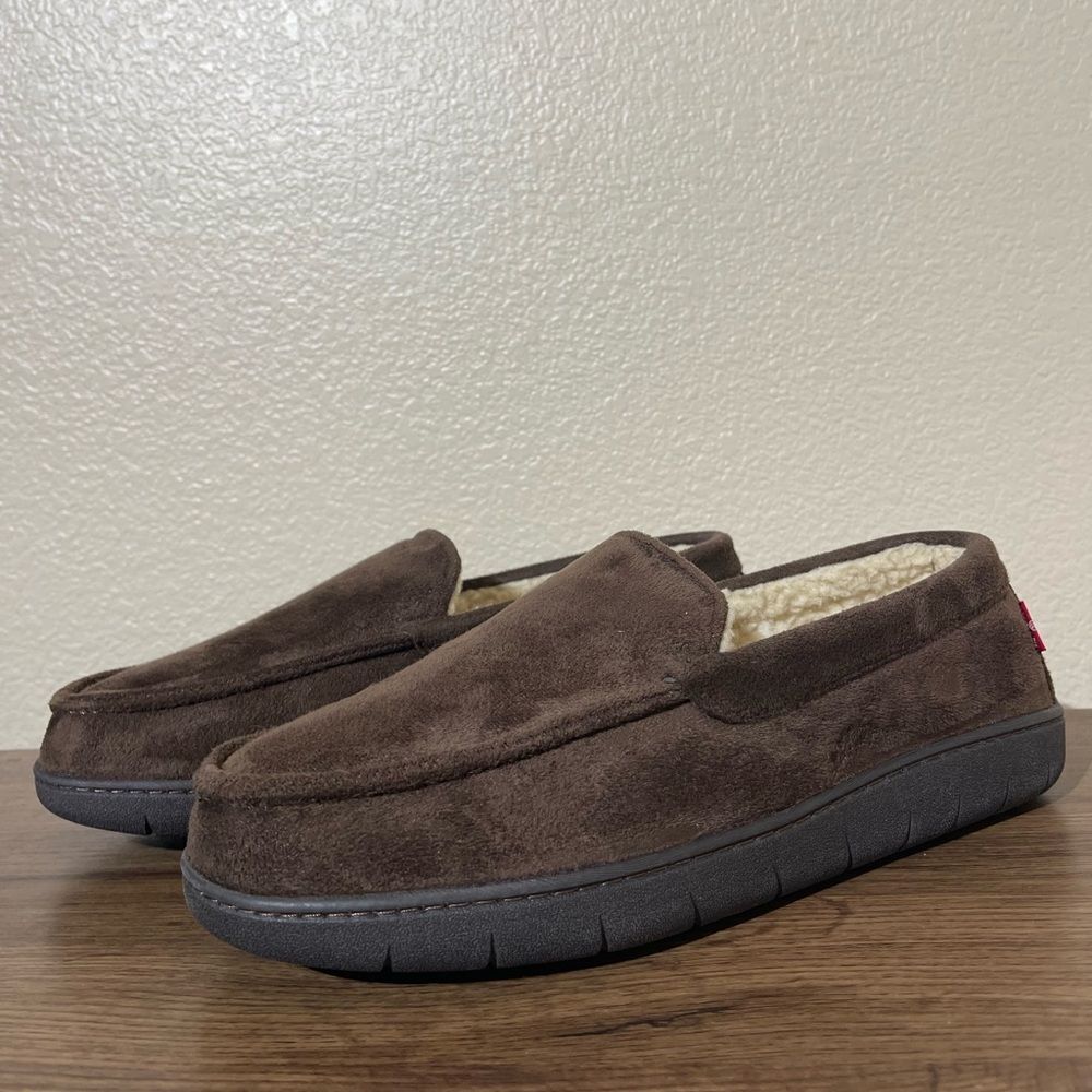 Levi's Brown Slippers